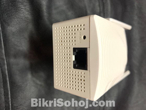 WiFi Range Extender Tenda-A18 dual band.